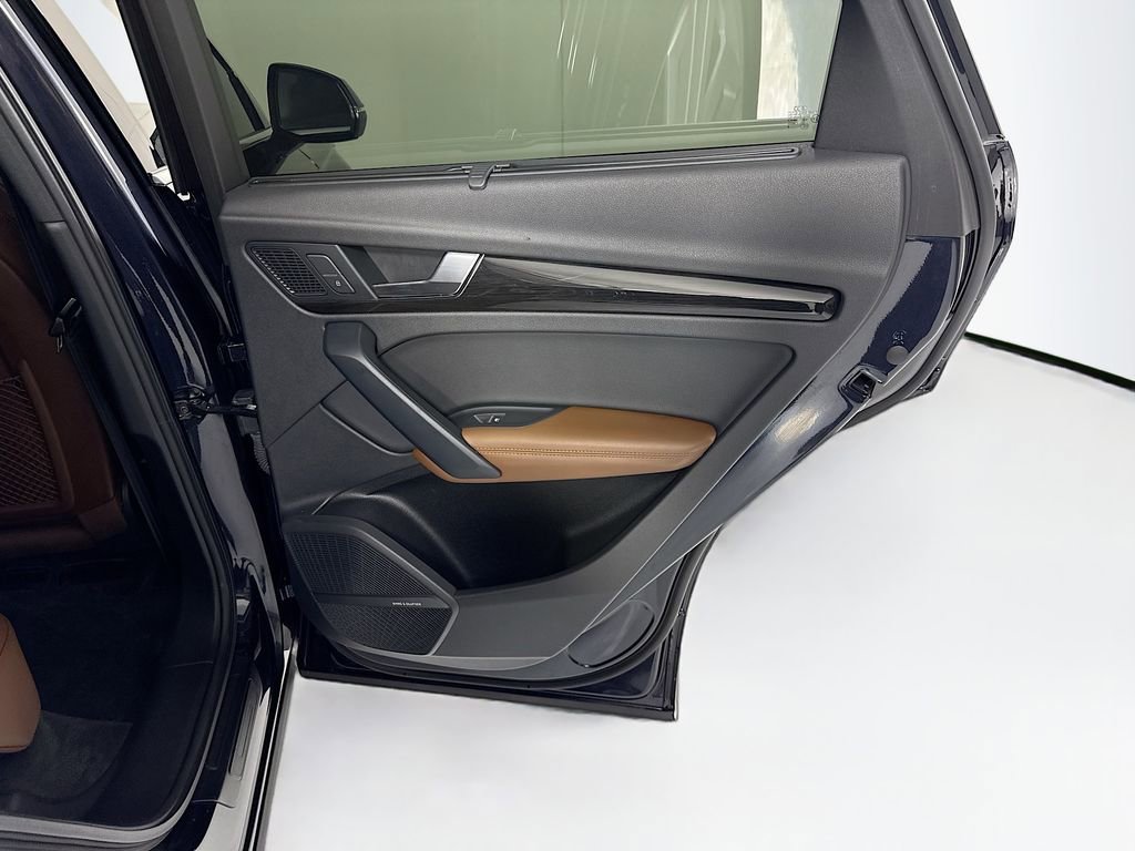Used 2019 Audi Q5 2.0T Premium Plus AWD/4WD image 27