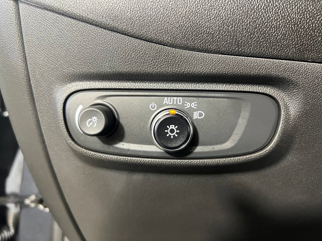Certified 2023 Chevrolet Equinox LT AWD/4WD image 36