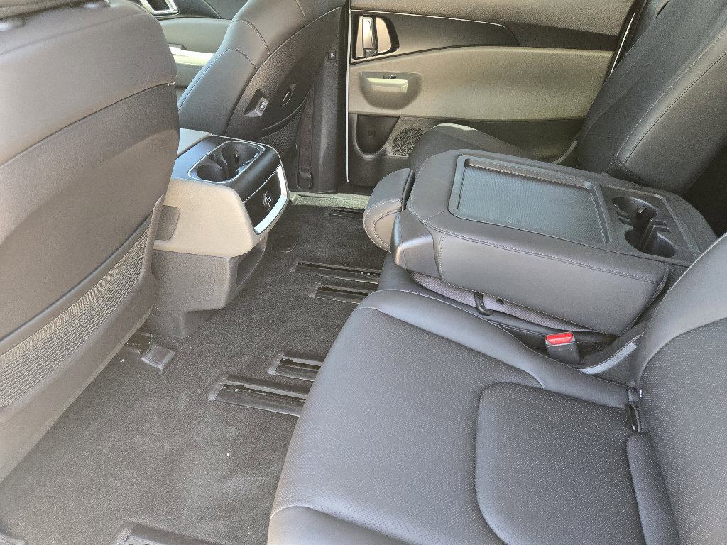 New 2026 Kia Carnival image 19