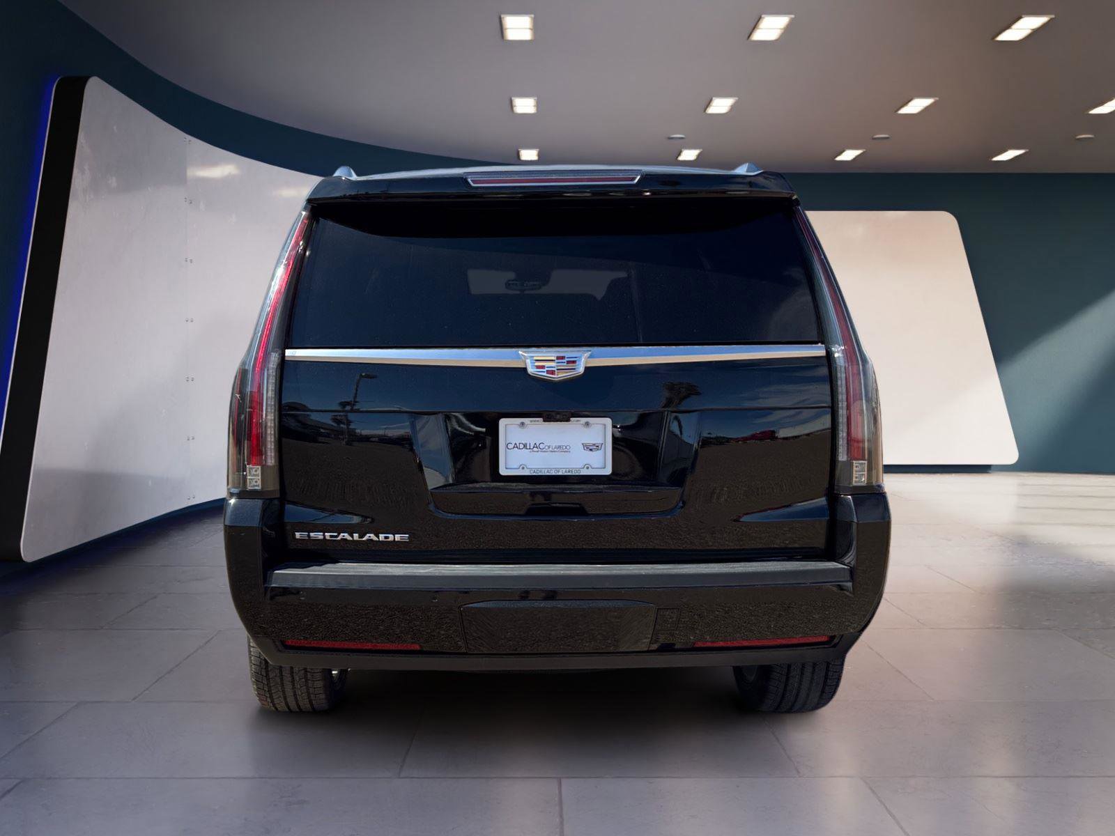 Certified 2019 Cadillac Escalade Premium Luxury image 4