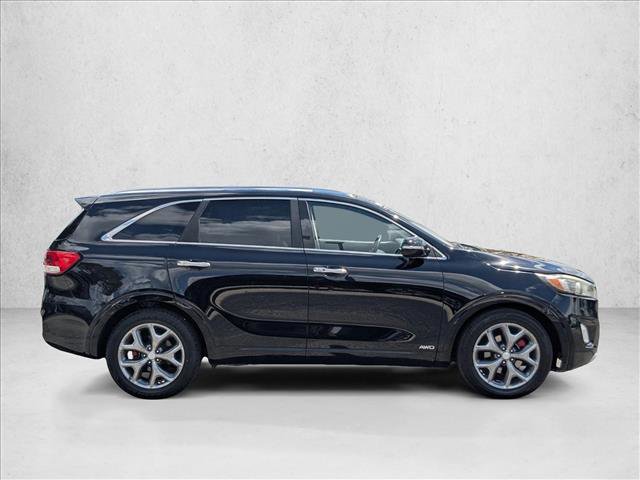 Used 2017 Kia Sorento SX image 4