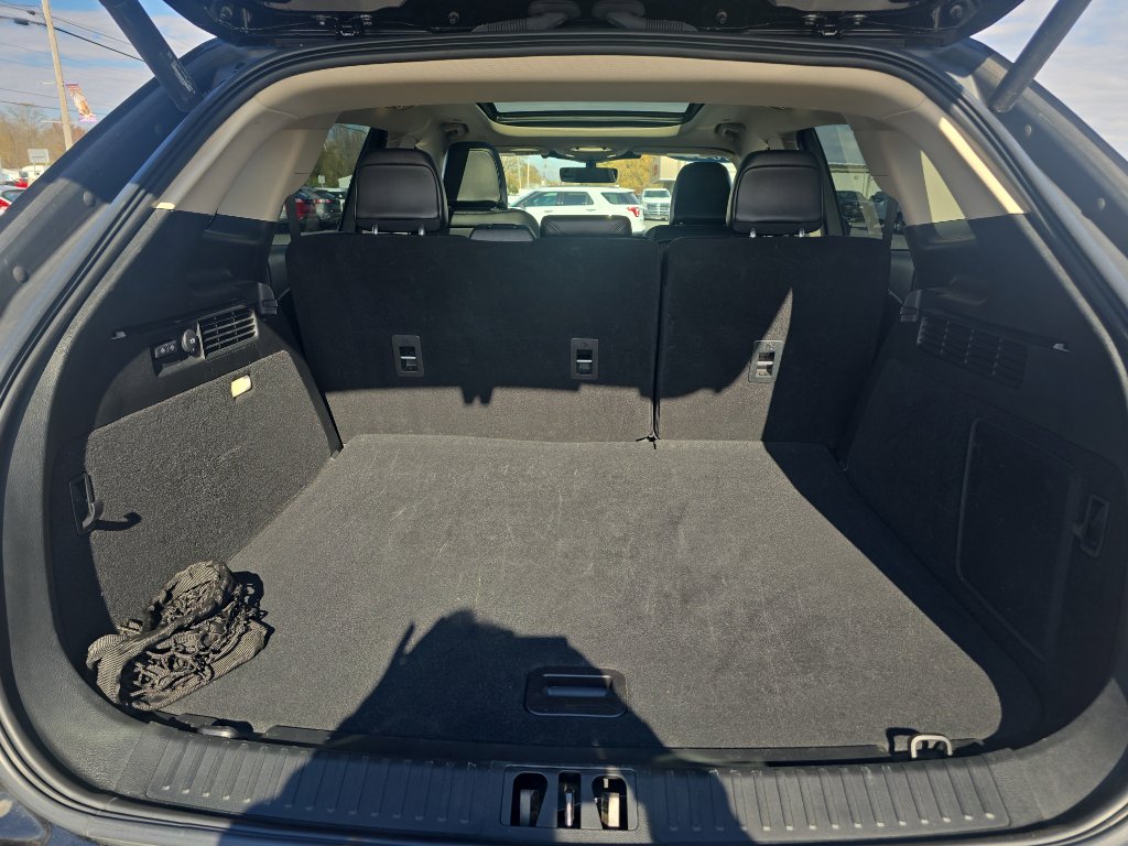 Used 2022 Lincoln Nautilus Reserve w/ Equipment Group 201A image 11