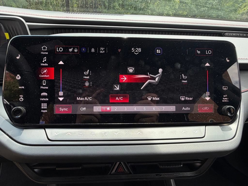 New 2026 Dodge Charger R/T w/ Driver Convenience Group AWD/4WD image 18