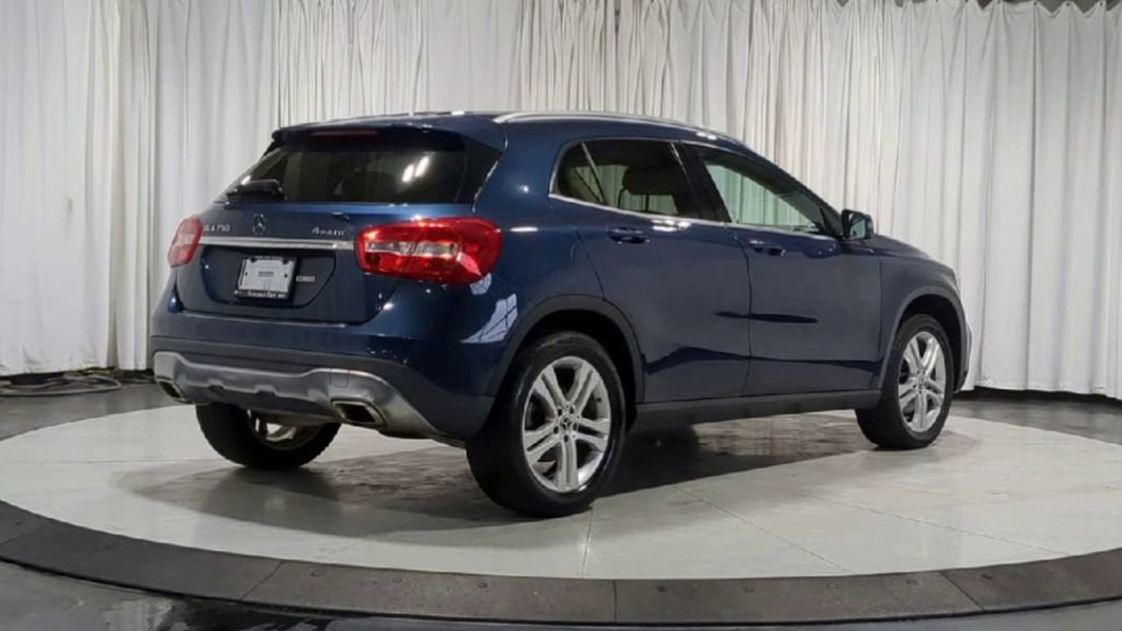 Used 2019 Mercedes-Benz GLA 250 4MATIC image 8