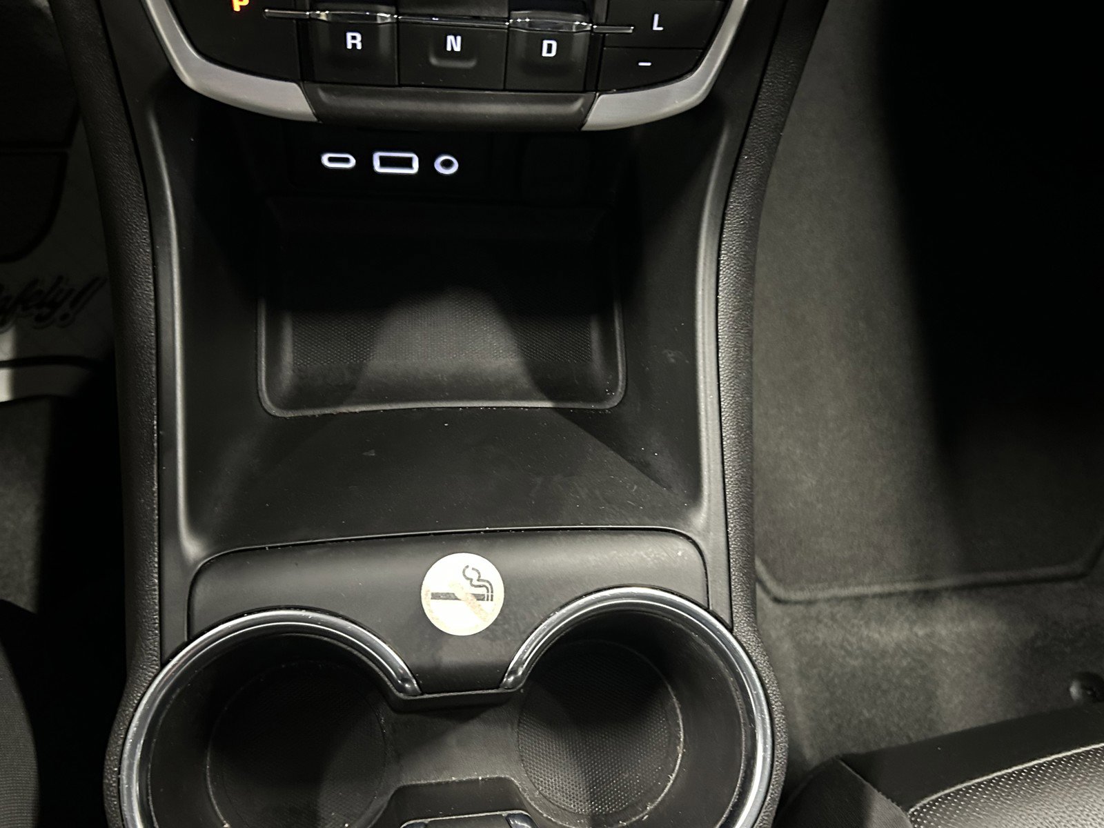 Used 2023 GMC Terrain SLT image 32