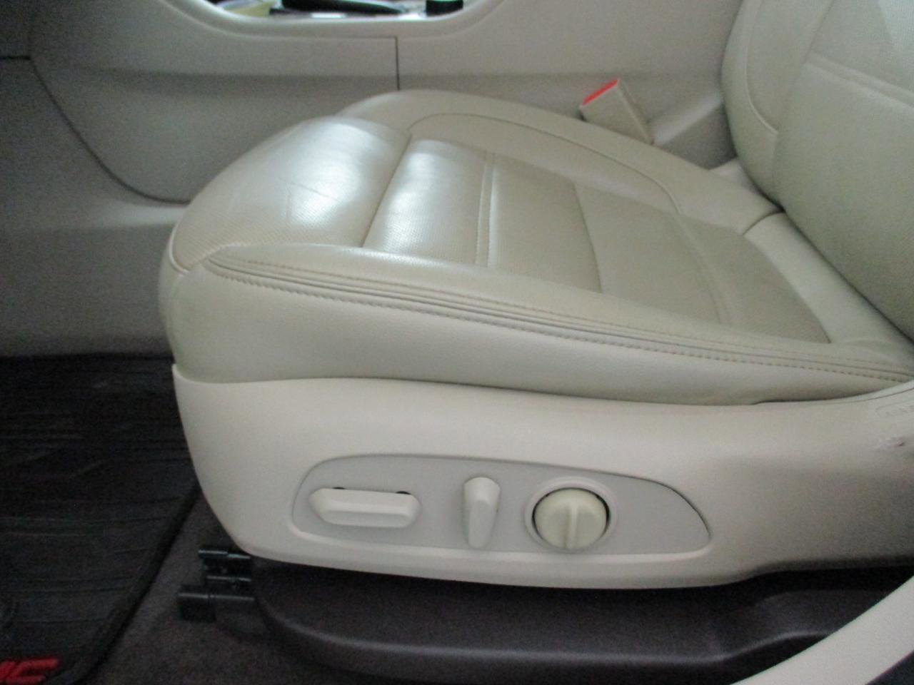 Used 2018 GMC Acadia Denali w/ Technology Package image 20