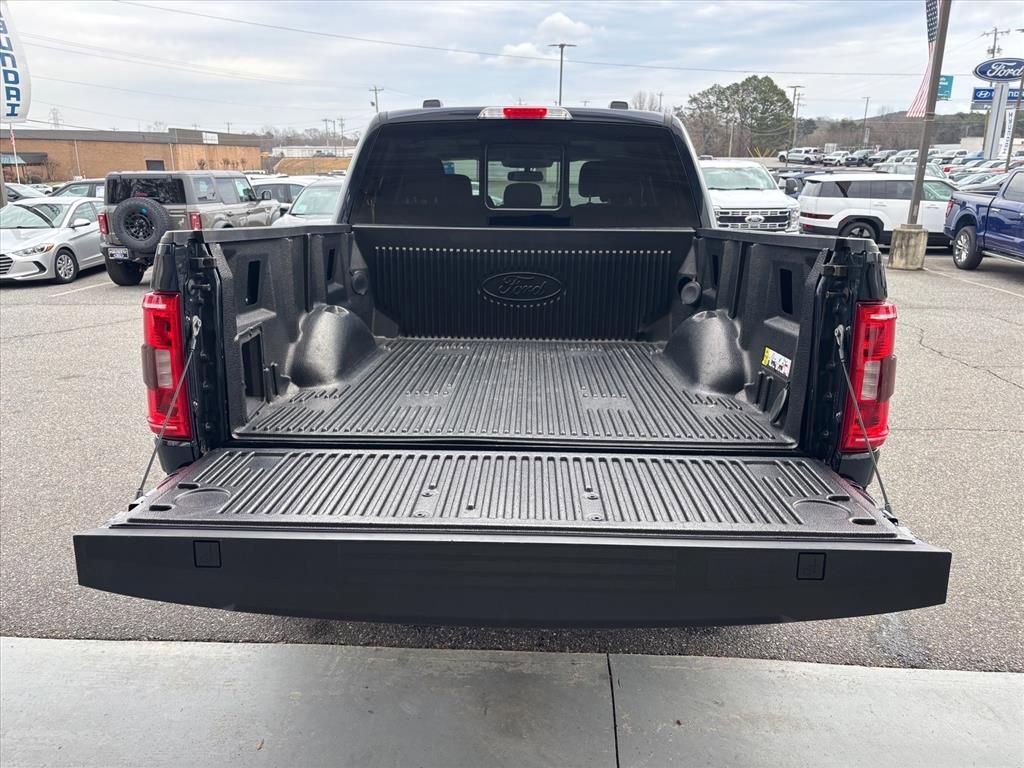 Used 2022 Ford F150 XLT w/ Equipment Group 302A High image 3