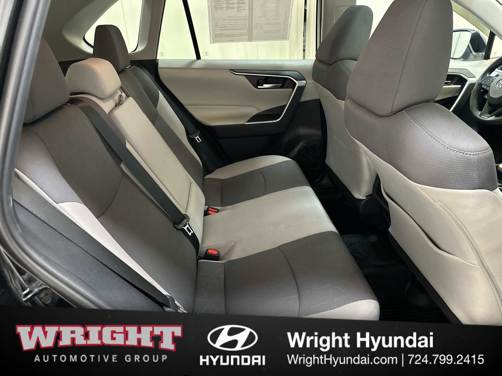 Used 2019 Toyota RAV4 XLE image 16