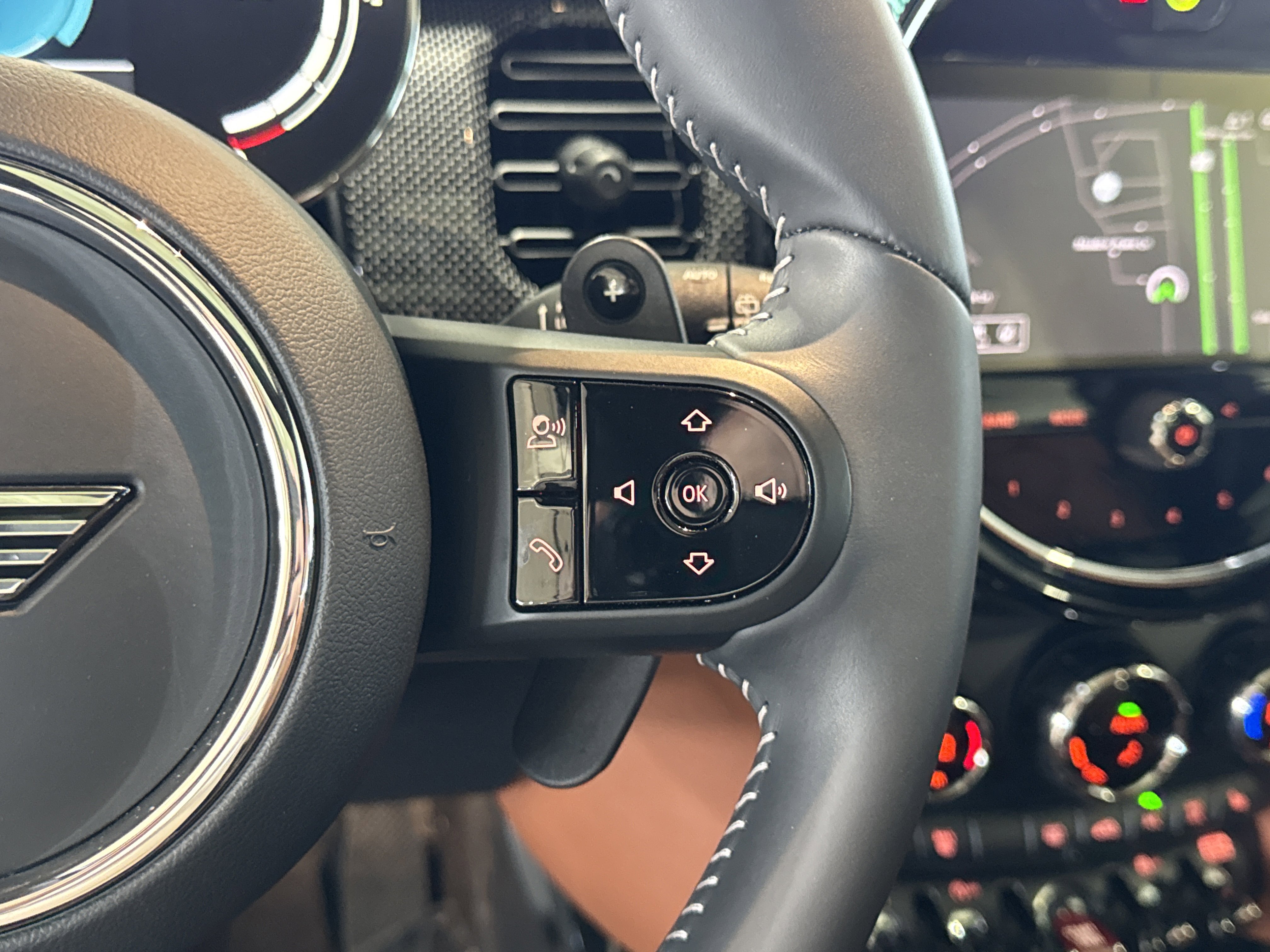 Used 2024 MINI Cooper S FWD image 19