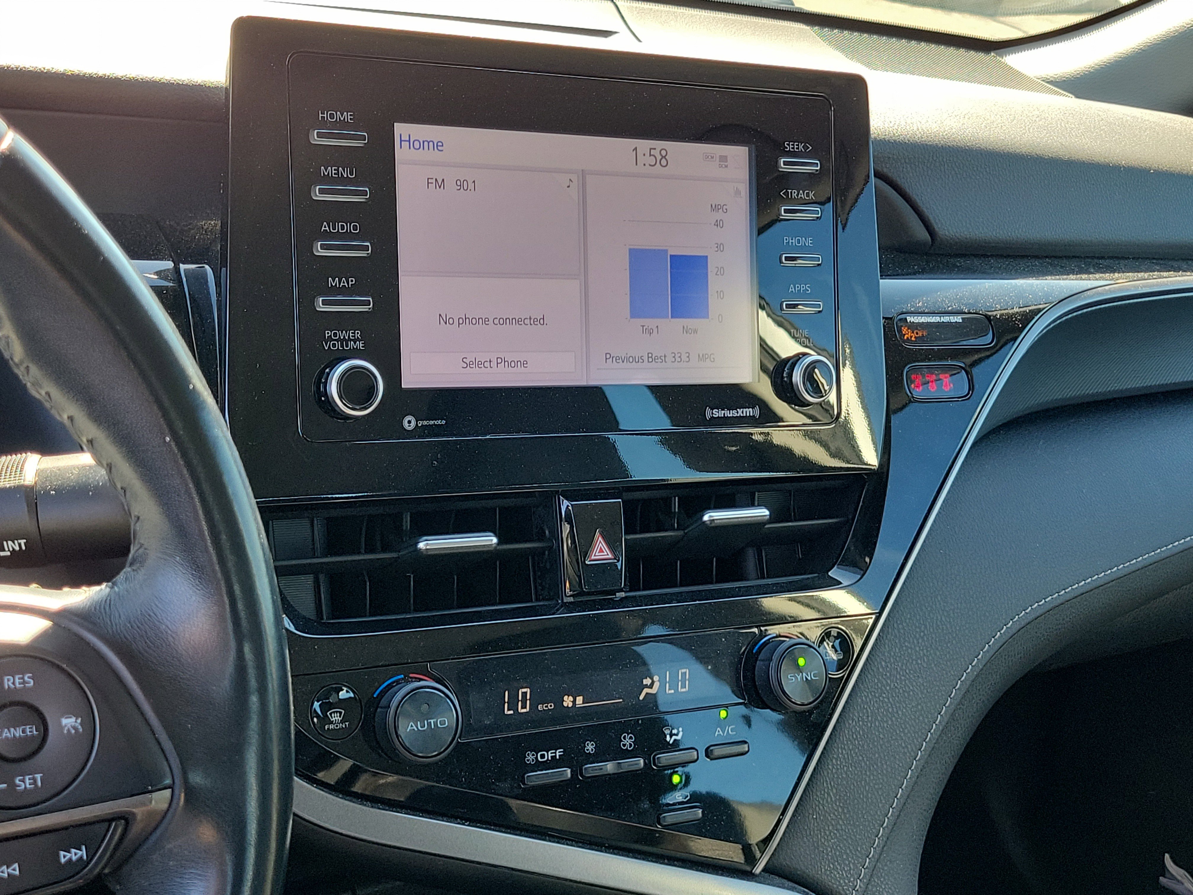 Used 2023 Toyota Camry SE image 28