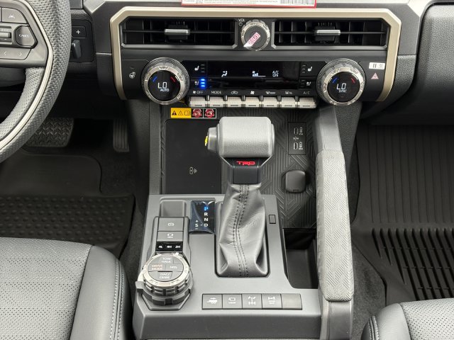 New 2026 Toyota Tacoma TRD Off-Road w/ TRD Off Road Premium Package AWD/4WD image 17