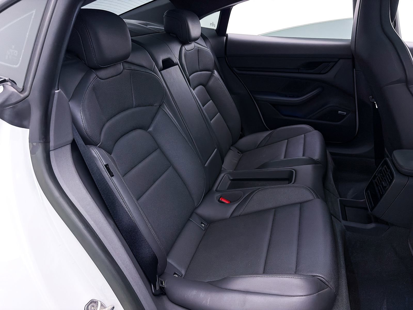Used 2023 Porsche Taycan w/ Premium Package image 61