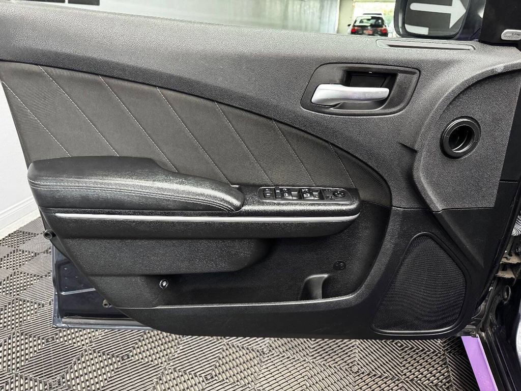 Used 2019 Dodge Charger GT image 38
