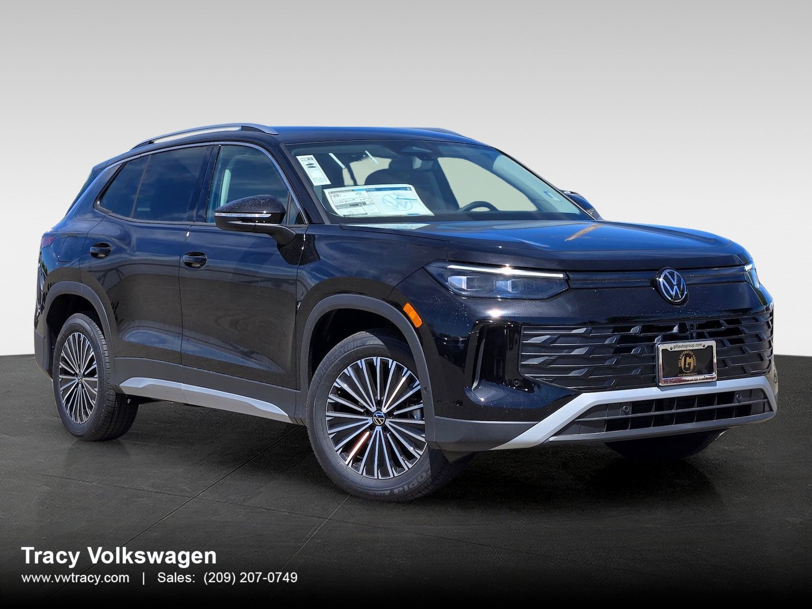 New 2025 Volkswagen Tiguan S