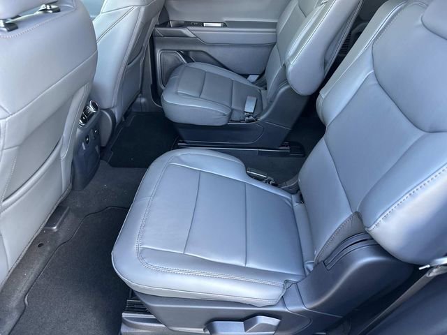 New 2026 Ford Explorer Active w/ Active Comfort Package image 27