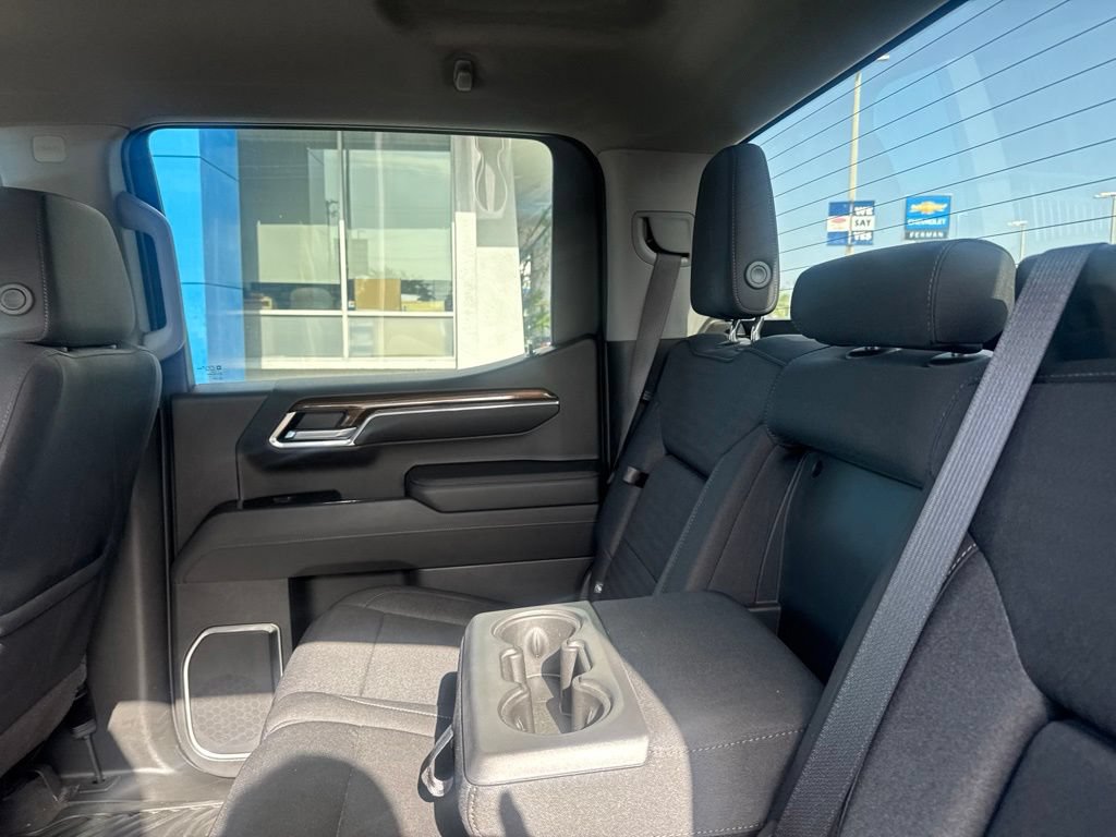 Used 2023 Chevrolet Silverado 1500 LT RWD image 12