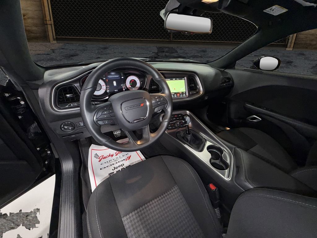 Used 2018 Dodge Challenger T/A RWD image 5