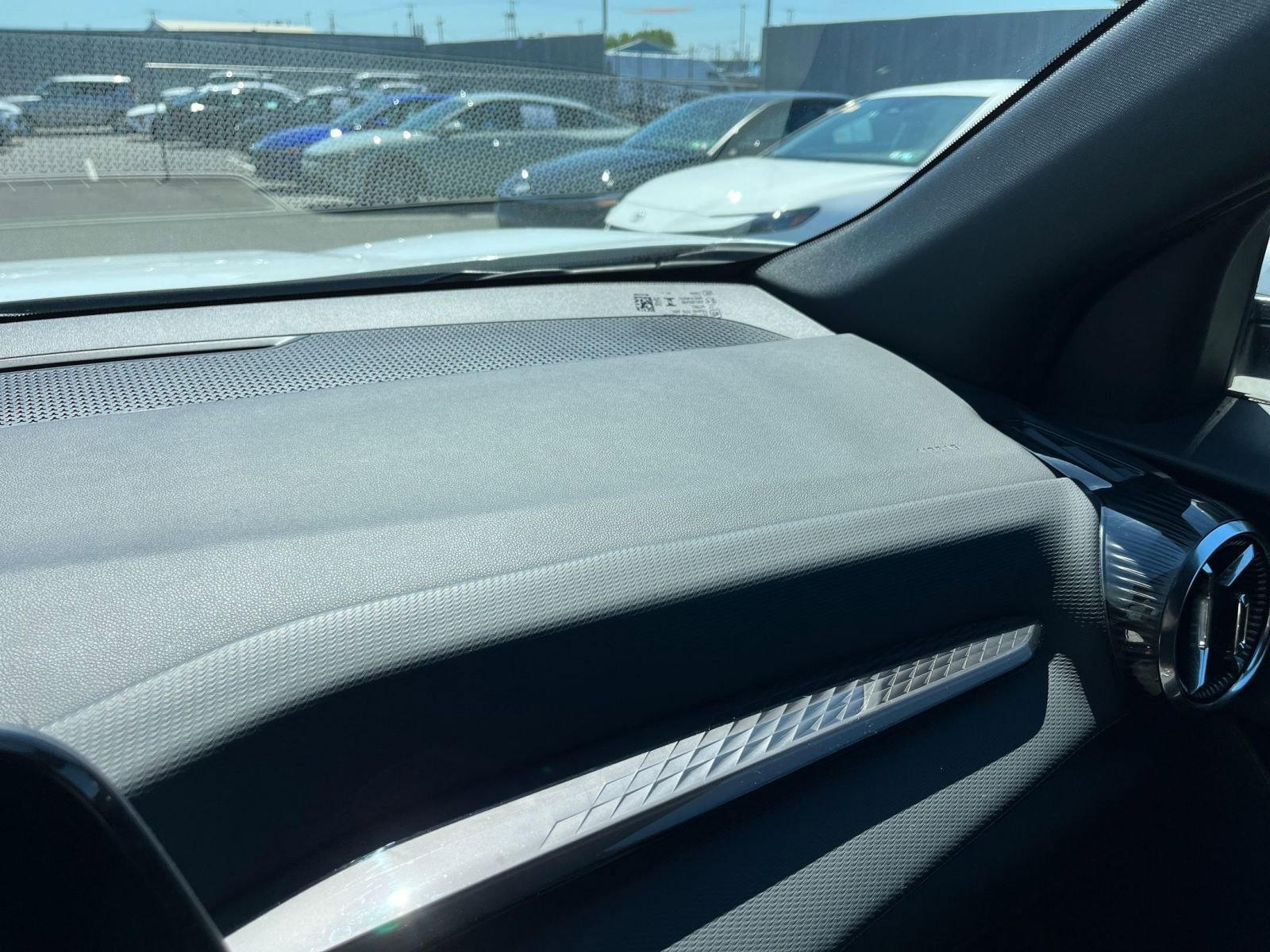 Used 2025 Chevrolet Equinox LT FWD image 35