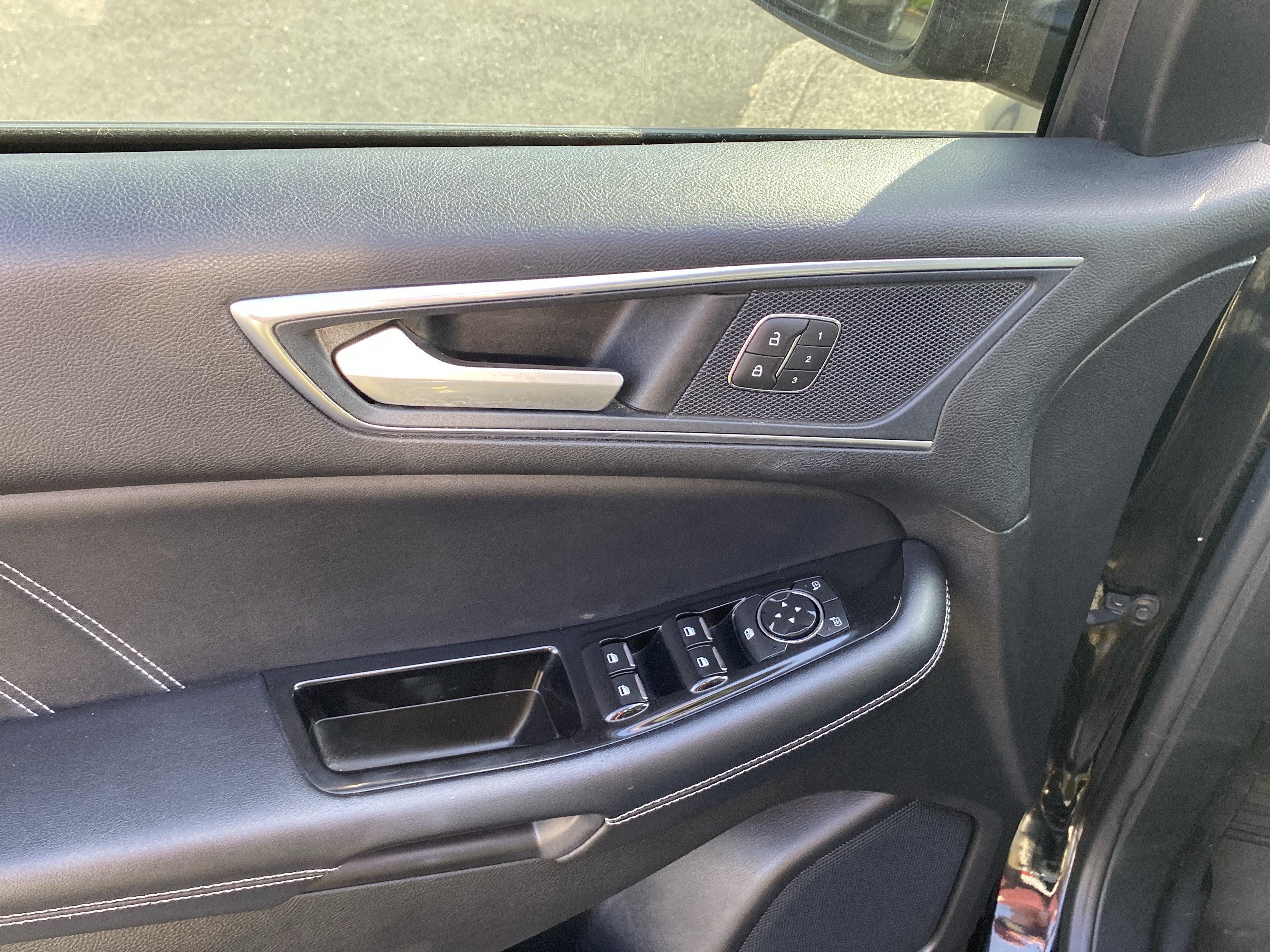 Used 2018 Ford Edge Sport w/ Equipment Group 401A AWD/4WD image 15