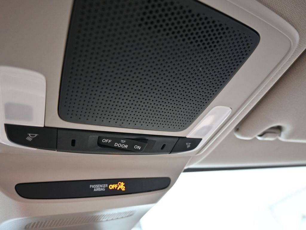 Used 2023 Honda HR-V LX image 19