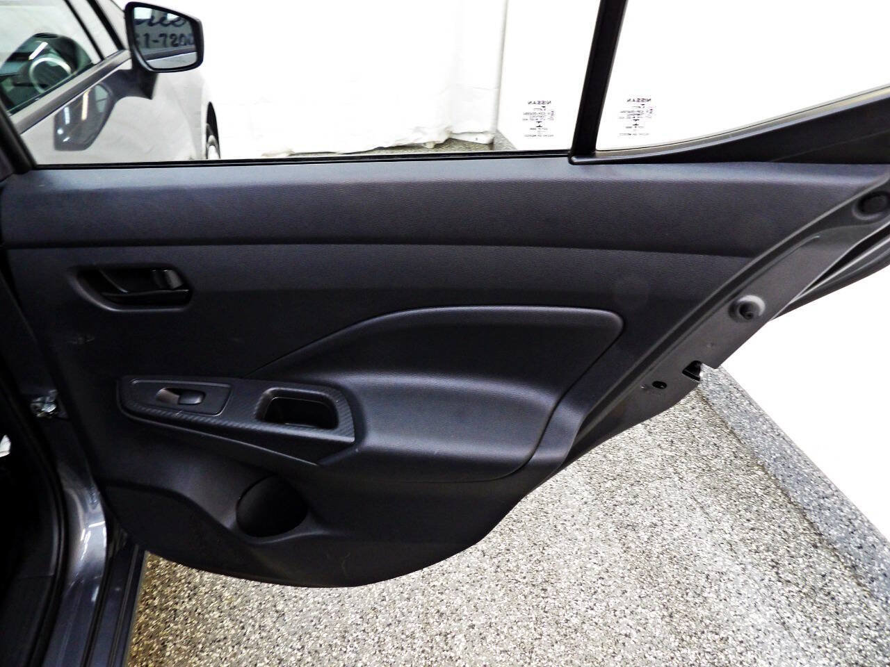 Used 2020 Nissan Versa S FWD image 12