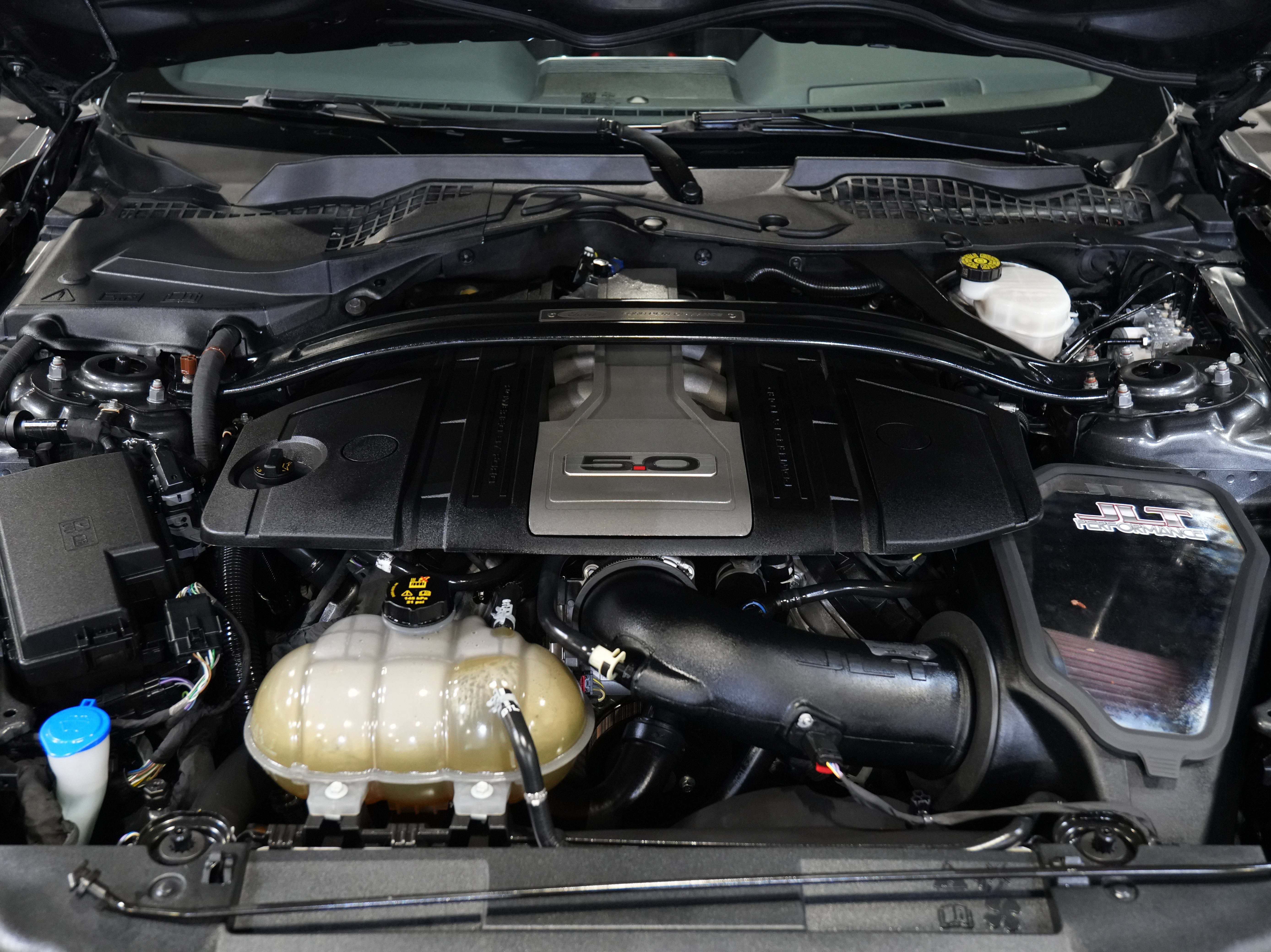 Used 2020 Ford Mustang GT RWD image 41