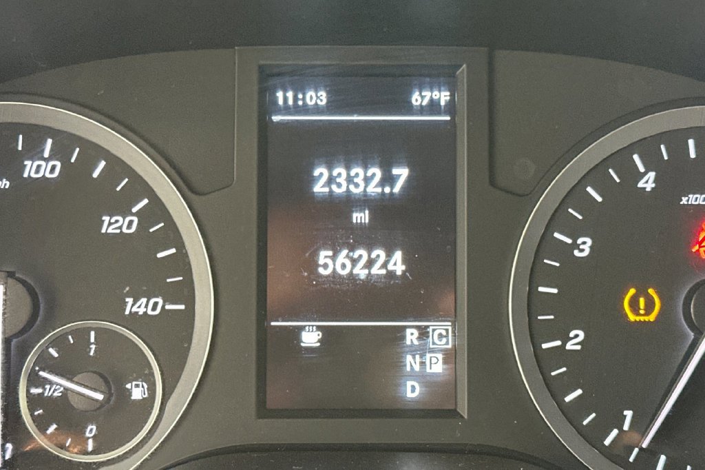 Used 2021 Mercedes-Benz Metris Passenger image 30