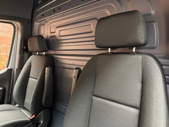 Used 2025 Mercedes-Benz Sprinter 2500 image 22