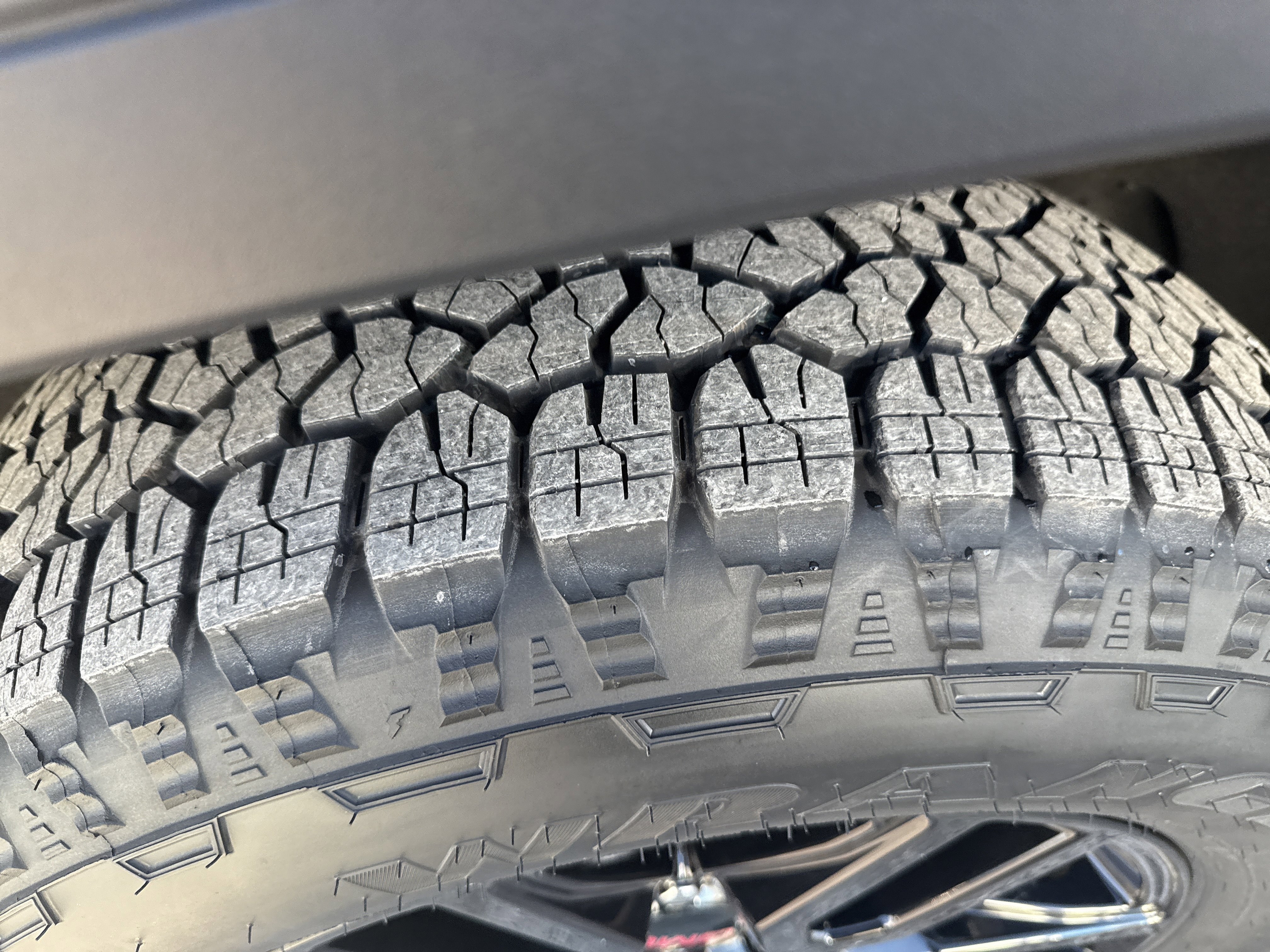 Used 2023 GMC Sierra 1500 Elevation image 11