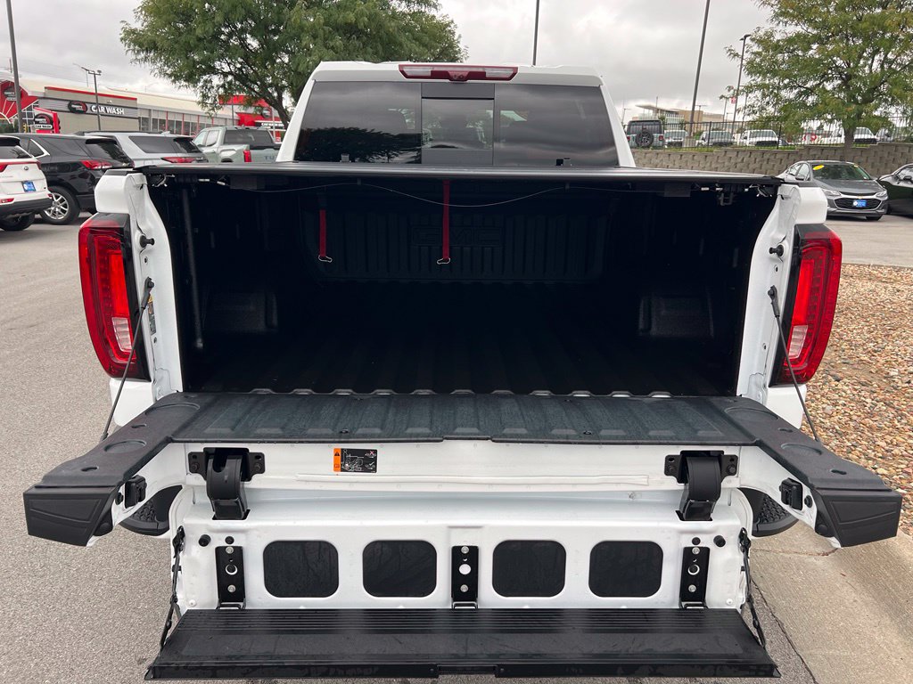 Used 2025 GMC Sierra 1500 AT4 w/ AT4 Premium Package AWD/4WD image 23