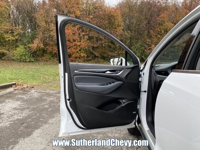 Used 2021 Buick Enclave Premium image 12