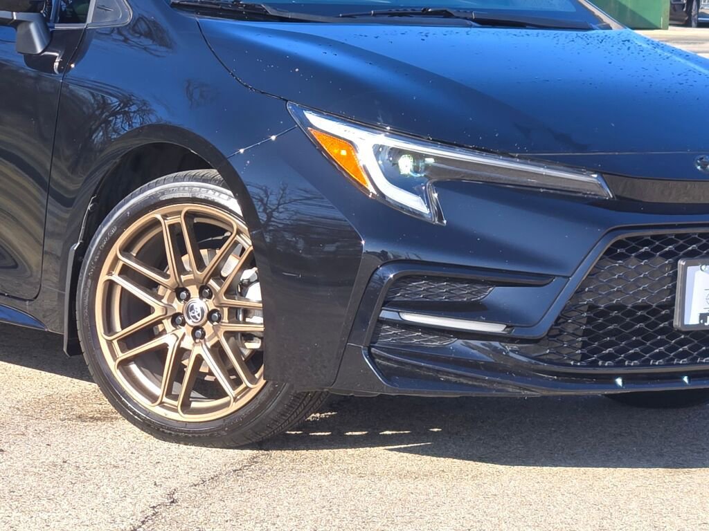 Used 2024 Toyota Corolla SE Nightshade image 3