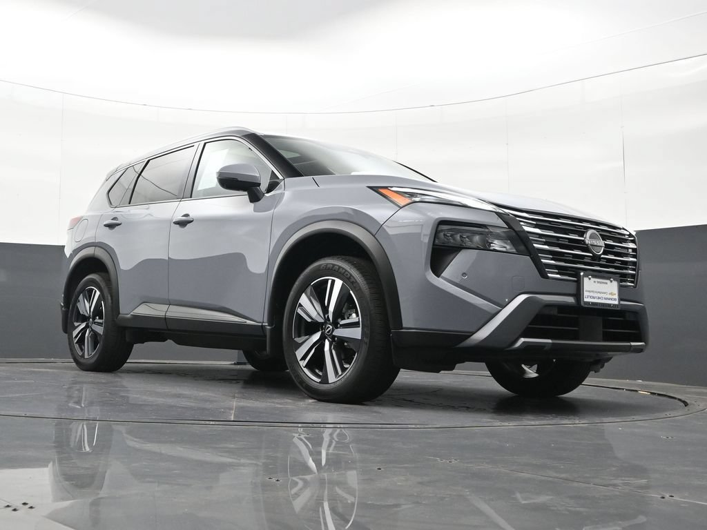 Used 2025 Nissan Rogue SL w/ SL Premium Package AWD/4WD image 37