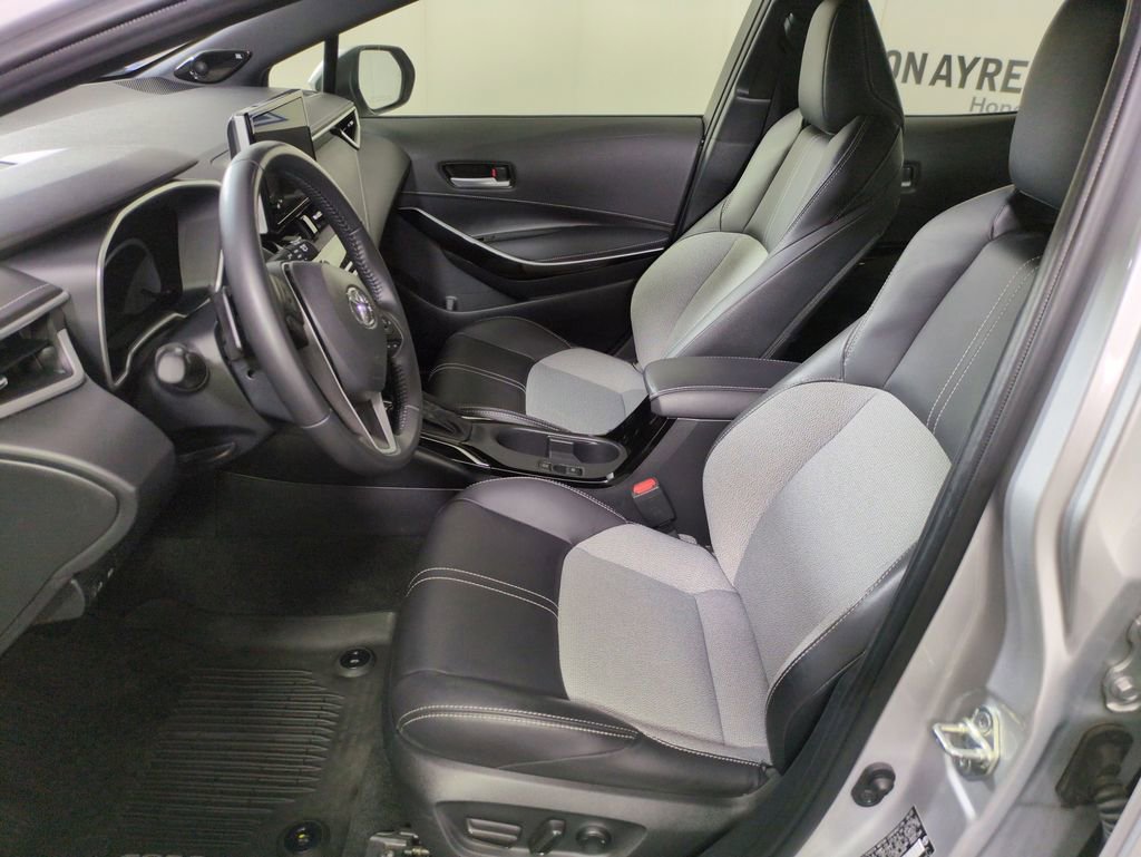 Used 2023 Toyota Corolla XSE FWD image 12
