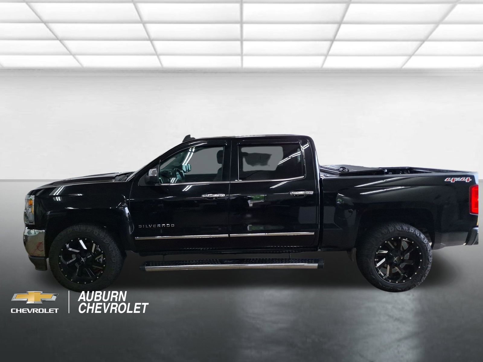 Certified 2017 Chevrolet Silverado 1500 LTZ AWD/4WD image 4