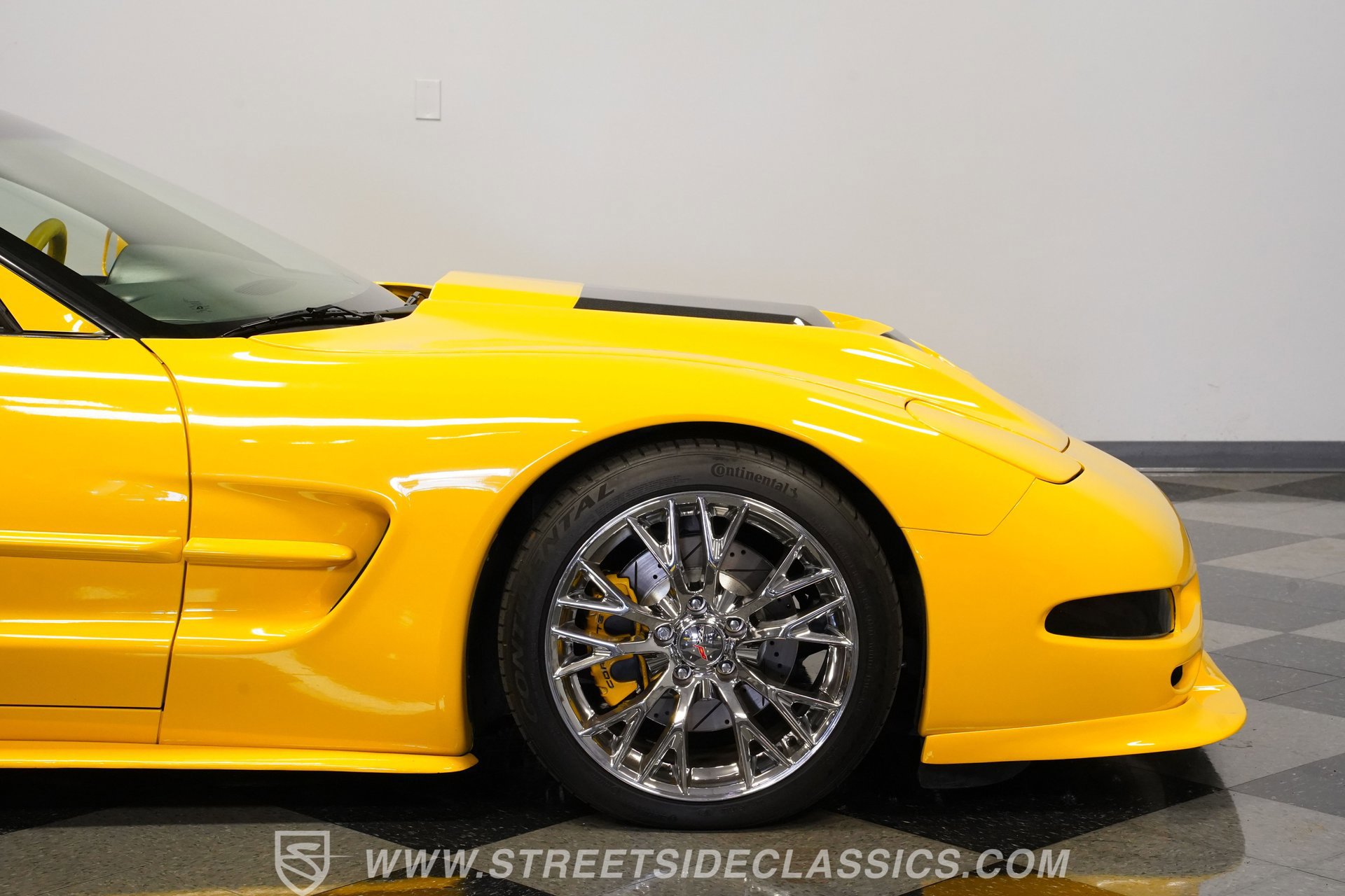 Used 2000 Chevrolet Corvette Convertible w/ Memory Pkg image 30