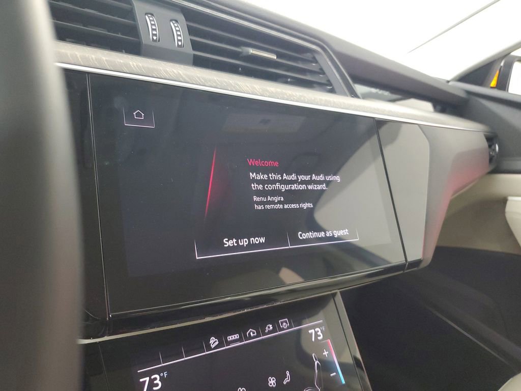 Used 2024 Audi Q8 e-tron Premium Plus w/ Premium Plus Package image 27