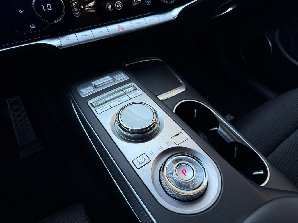 Used 2023 Genesis GV70 2.5T Sport Prestige w/ Sport Prestige Package image 21