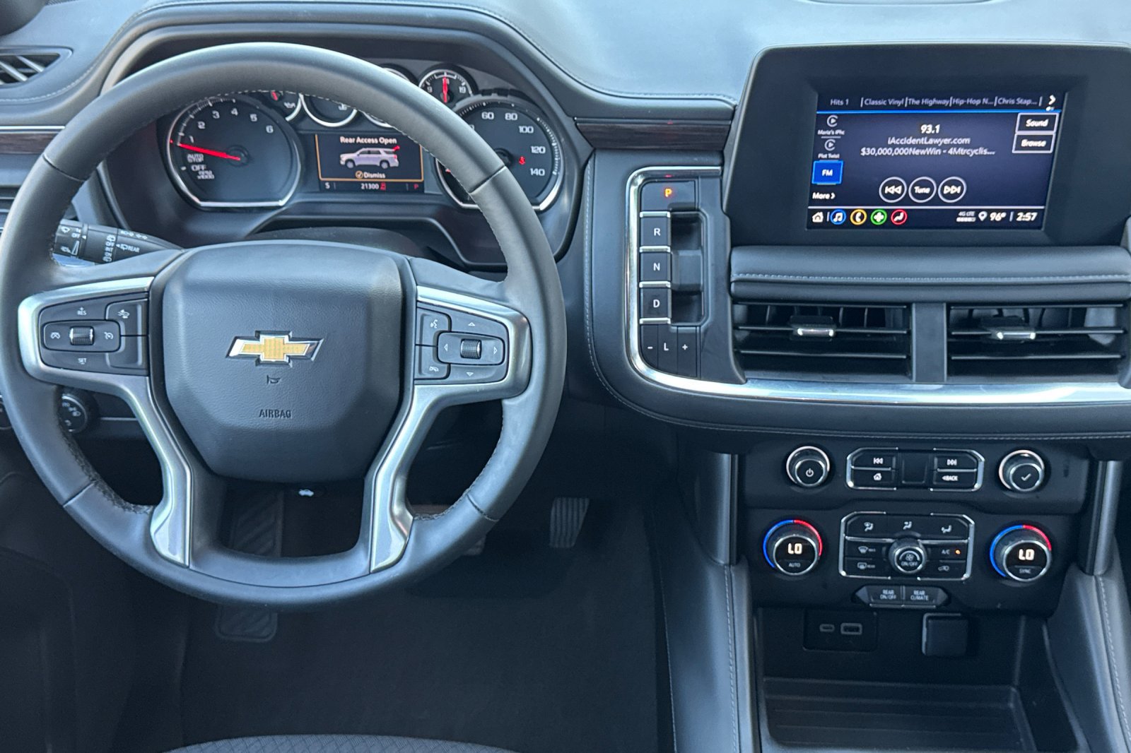 Used 2024 Chevrolet Tahoe LS RWD image 14