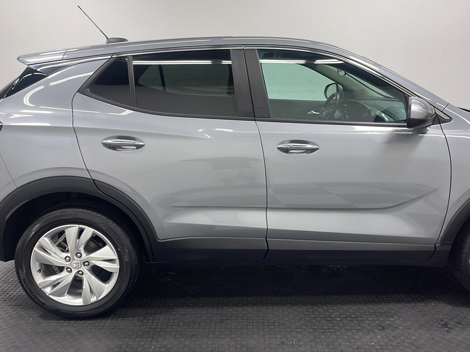 Used 2025 Buick Encore GX Preferred AWD/4WD image 20