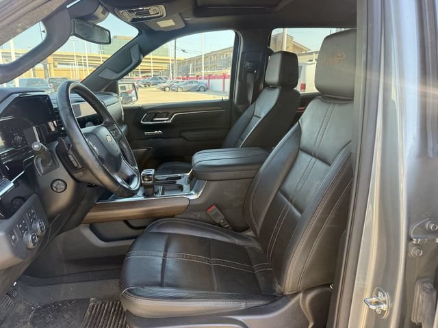 Used 2024 Chevrolet Silverado 1500 High Country AWD/4WD image 29