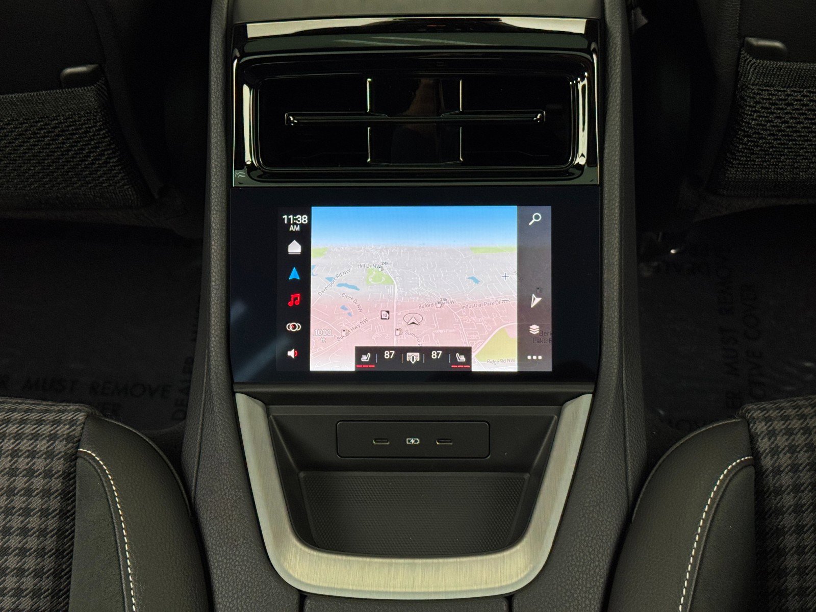 Used 2025 Porsche Panamera 4 w/ Premium Package image 38