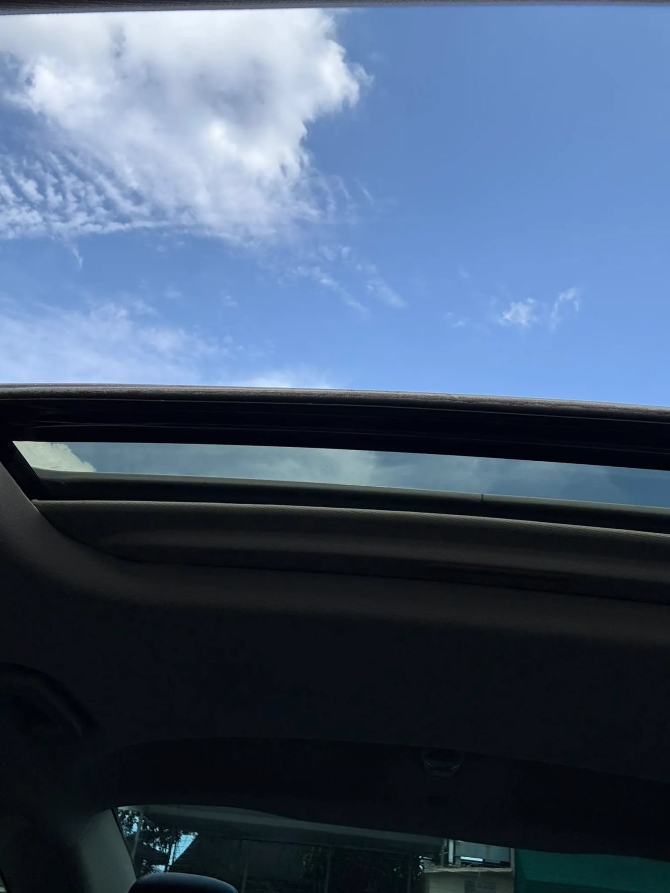 Used 2017 Ford Fusion Energi Titanium FWD image 15