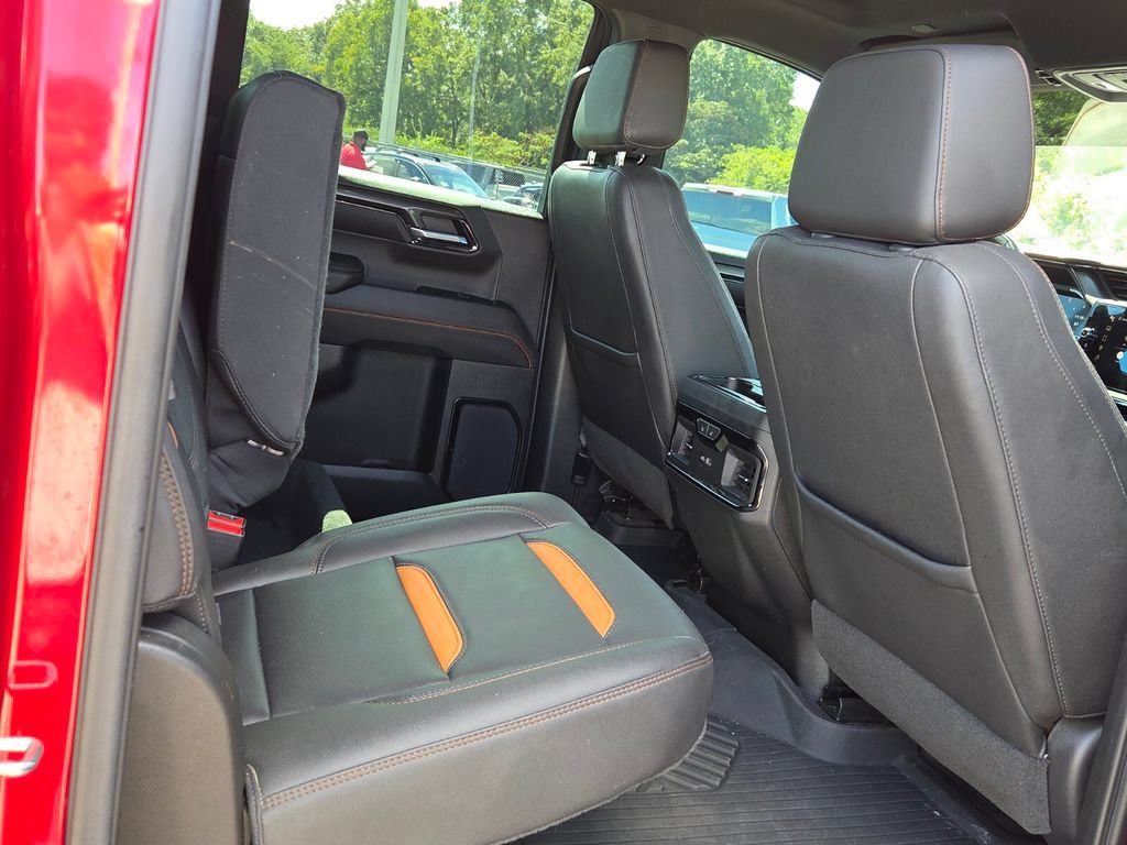 Used 2023 GMC Sierra 1500 AT4 w/ AT4 Preferred Package AWD/4WD image 12