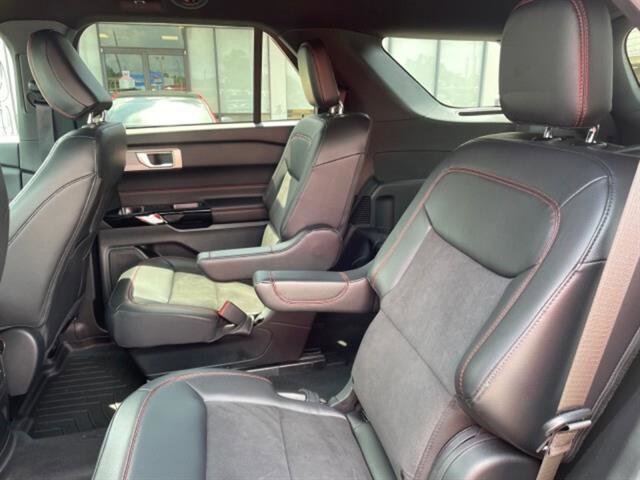 Used 2023 Ford Explorer ST-Line w/ Class IV Trailer Tow Package image 15