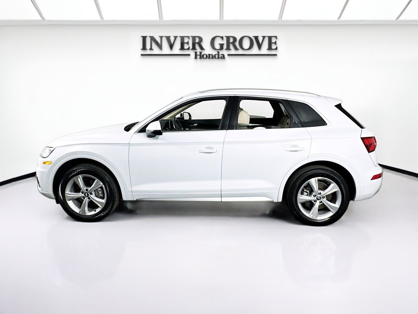 Used 2020 Audi Q5 2.0T Premium Plus AWD/4WD image 8