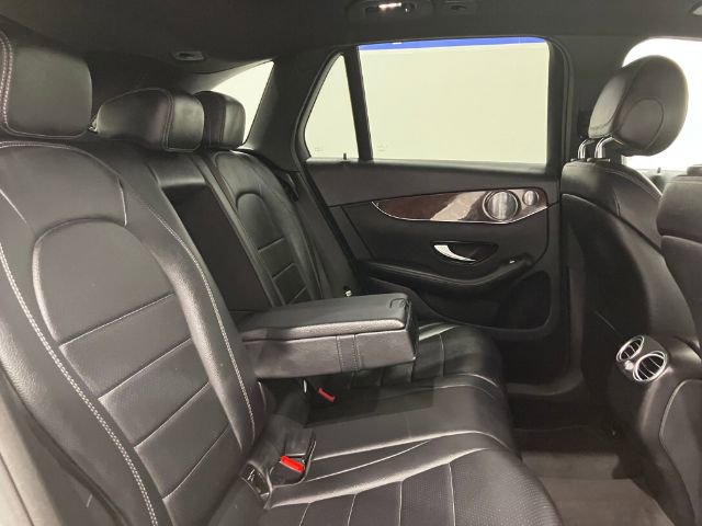 Used 2017 Mercedes-Benz GLC 300 4MATIC image 41
