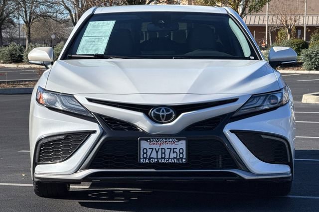 Used 2022 Toyota Camry XSE image 11