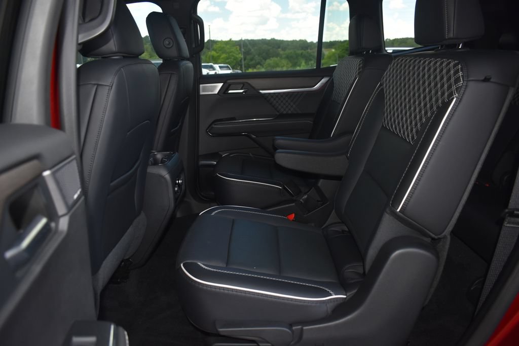 Used 2024 GMC Acadia Denali w/ Super Cruise Package FWD image 15