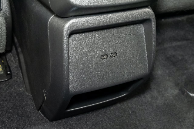 Used 2024 Chevrolet Equinox EV RS FWD image 27